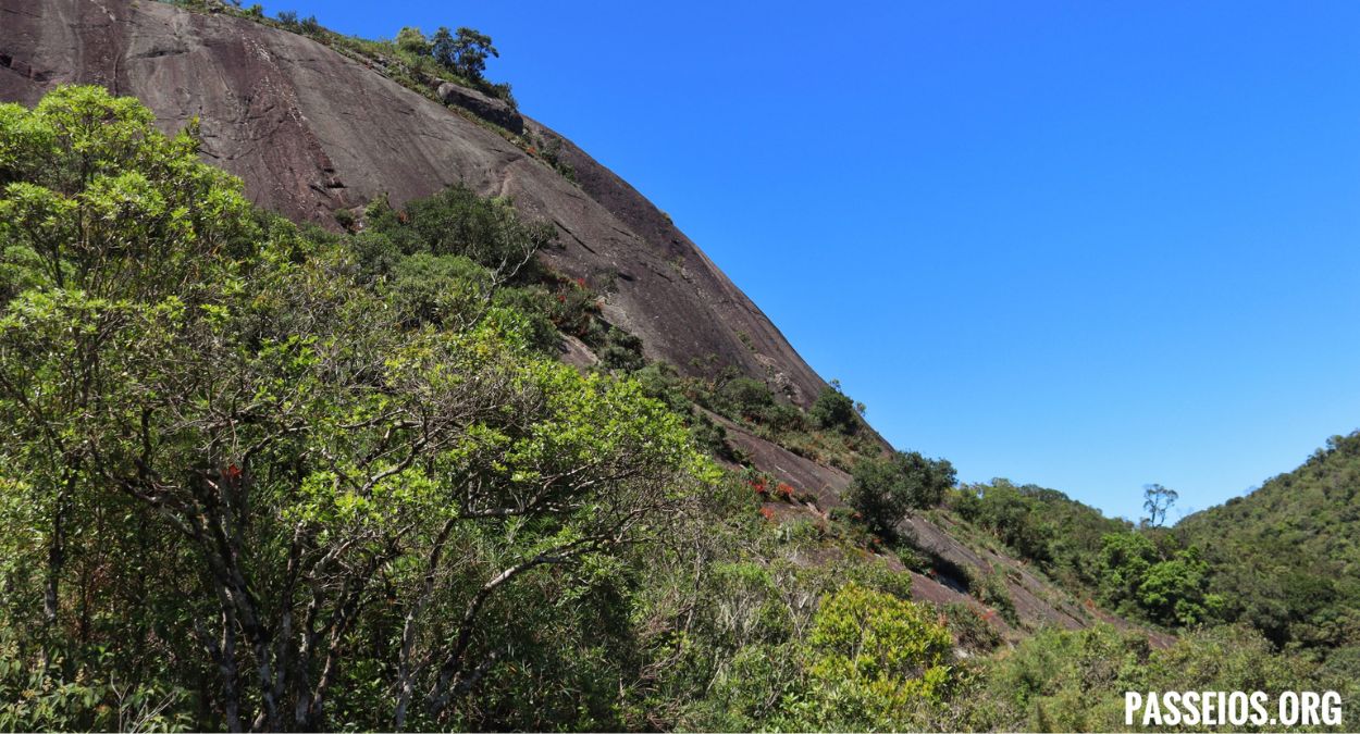 Pedra Redonda (imagem: Ângela Quinelato)